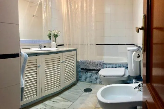 Apartment Gatu Premium Villa Isabel Terraza,Parking,1ºlinea Playa,Wifi,Vista Al Mar , Preferente Mayores De 25 Anos Y Familias Cadiz