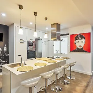Apartamento La Casa De Carmen Centro Histórico De Con Parking Gratis Y Aire Acondicionado, Cádiz